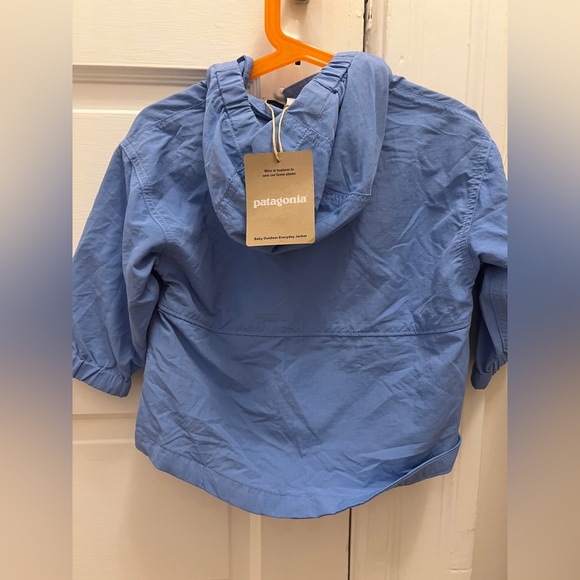 Patagonia Kids Light Blue Hooded Rain Jacket (12-18M) - Picture 3 of 3